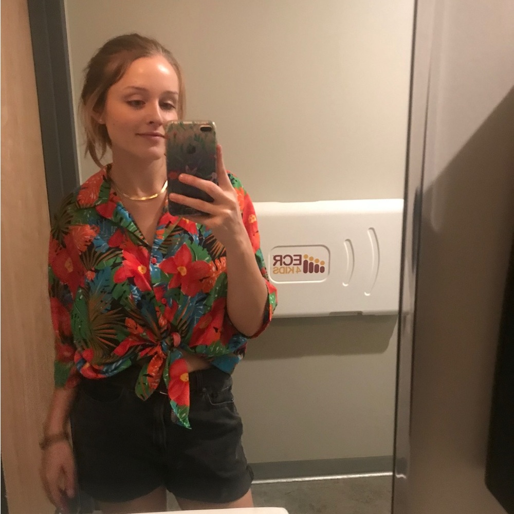 Michele Leslie vintage Hawaiian top